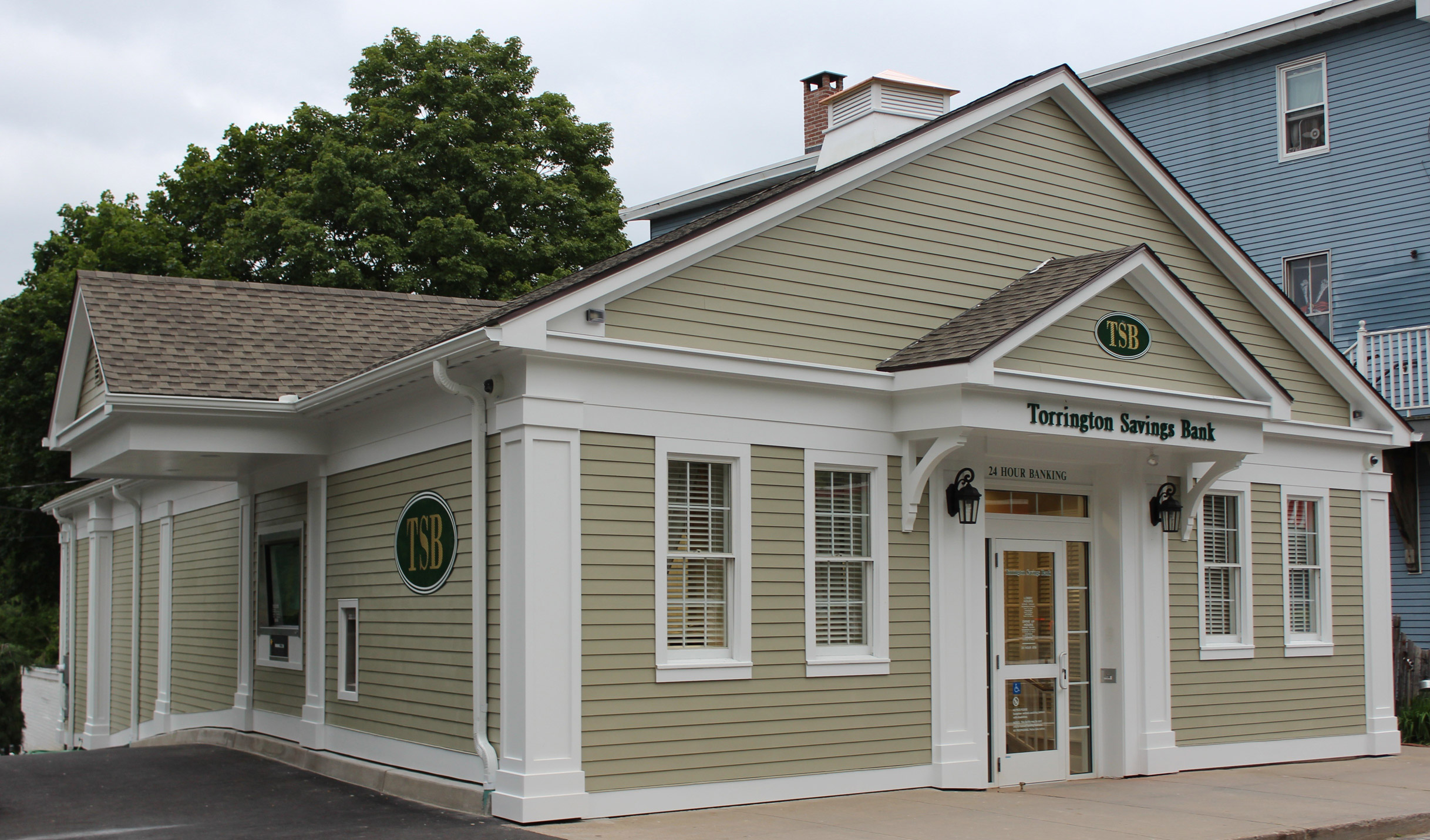 New Hartford Office Torrington Savings Bank